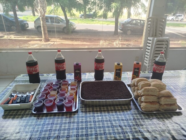 ESCOLINHA 8