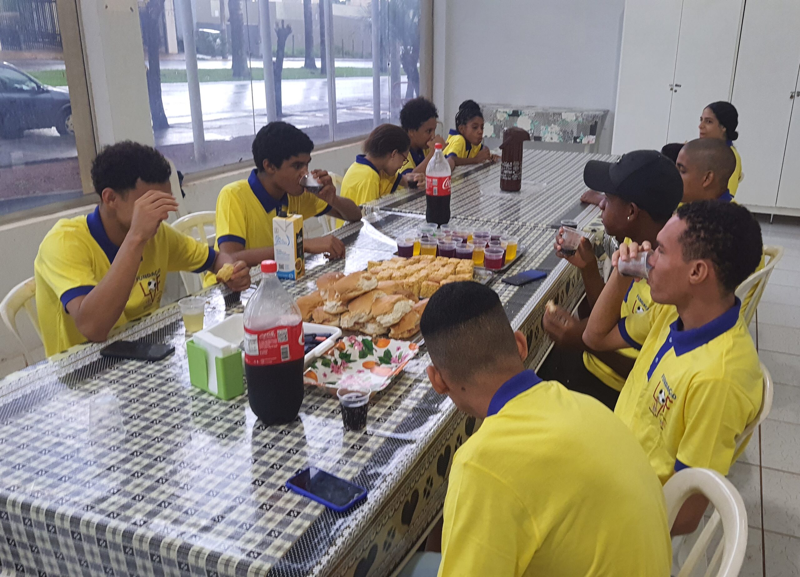 LANCHES 2